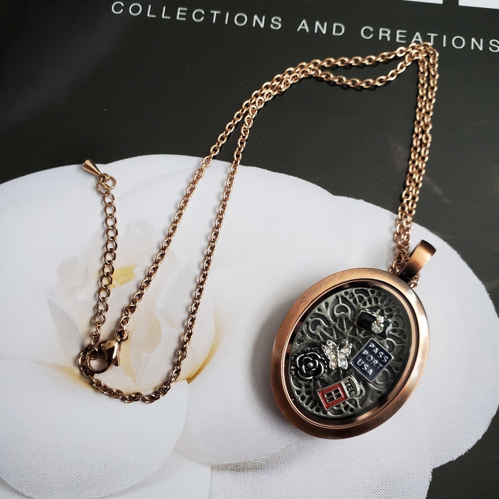 Vintage Oval Rose Gold Necklace
